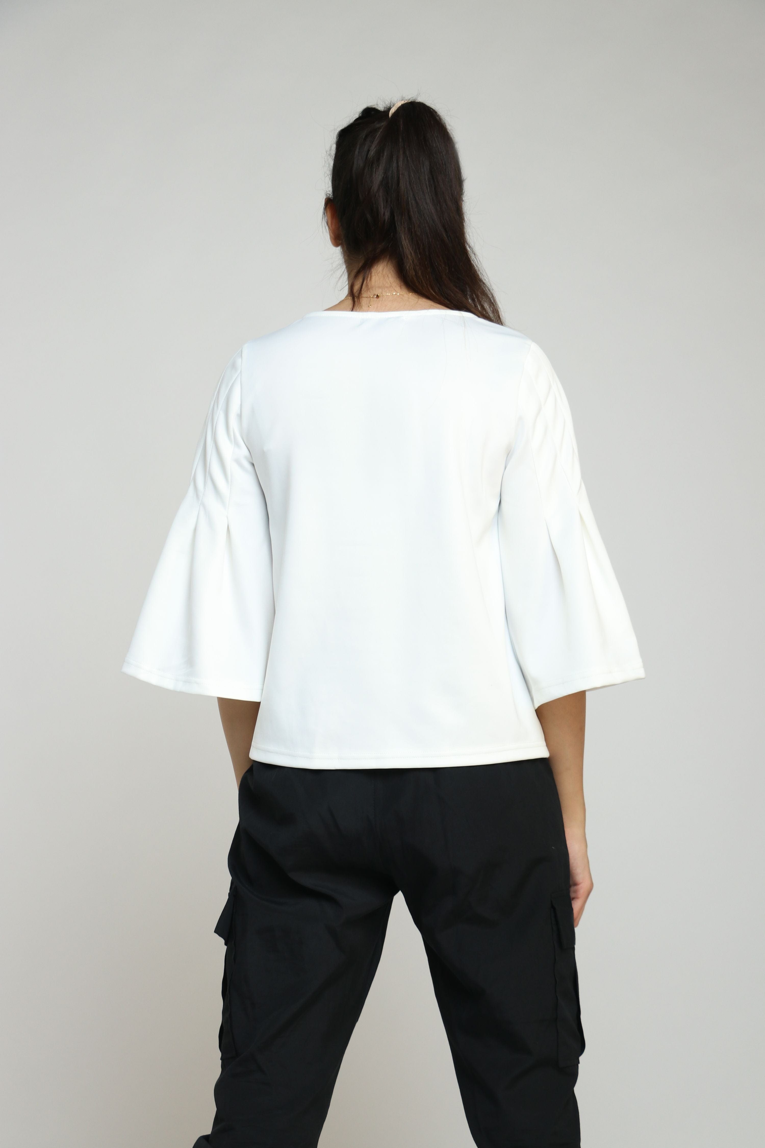 نتشي بلوزة سادة رقبة دائرية كم واسع منفوش نسائي