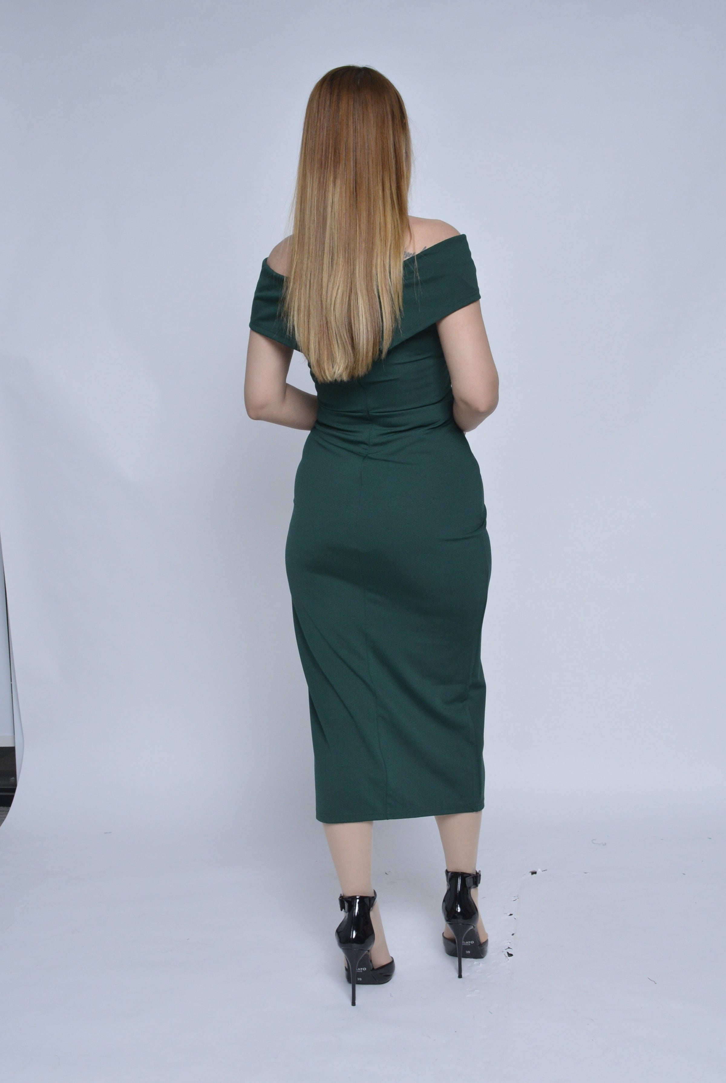 نتشي فستان ميدي مجسم بفتحة فخذ اوف شولدر