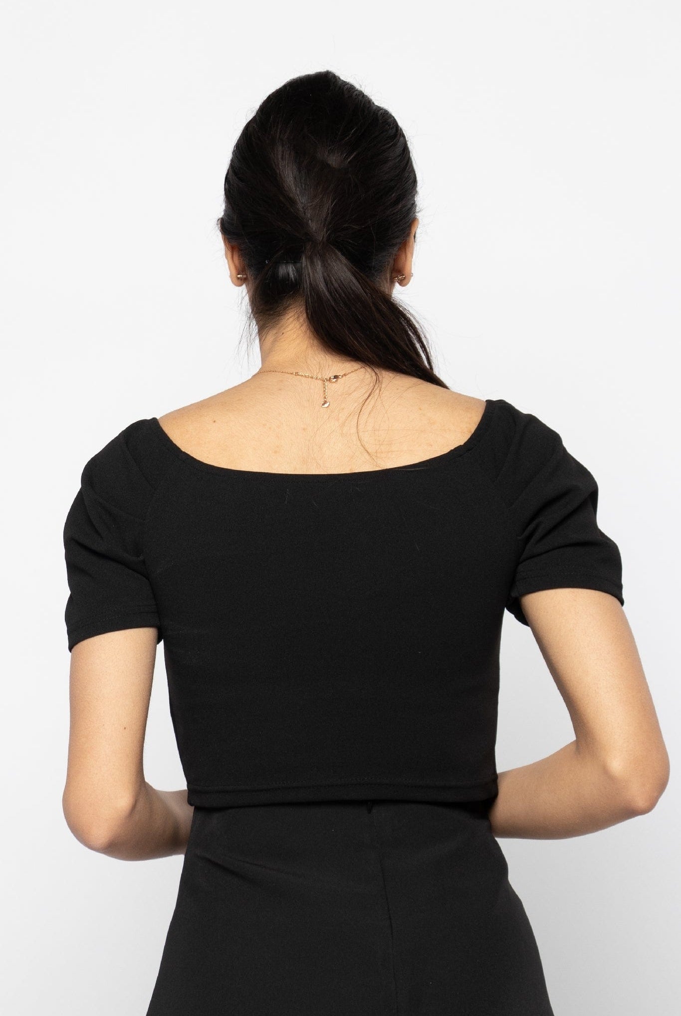 نتشي بلوزة بياقة مربعة بأزرار أمامية كم قصير بف نسائي