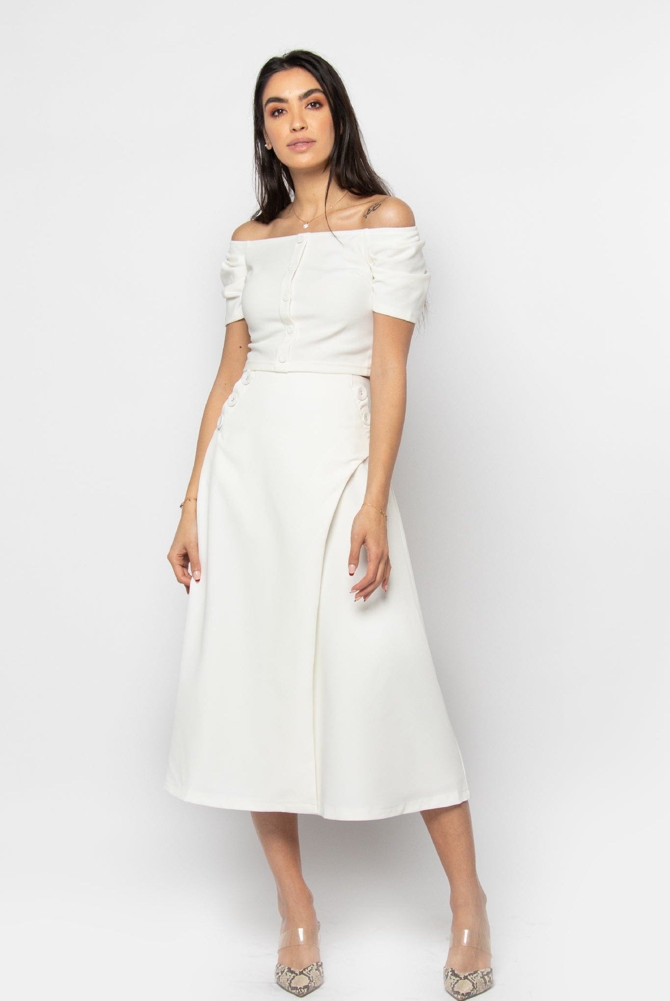 نتشي بلوزة بياقة مربعة بأزرار أمامية كم قصير بف نسائي