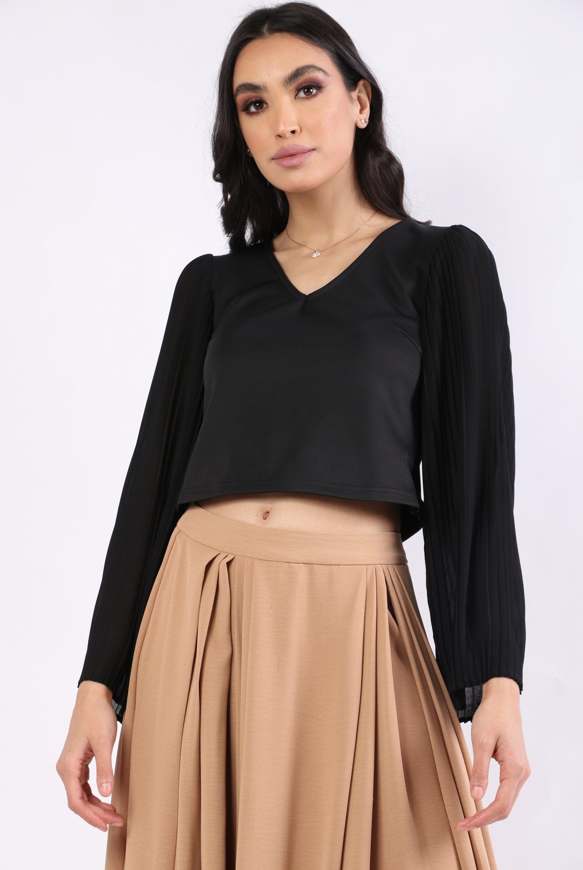 نتشي بلوزة نص بطن كم مكشكش طويل نسائي