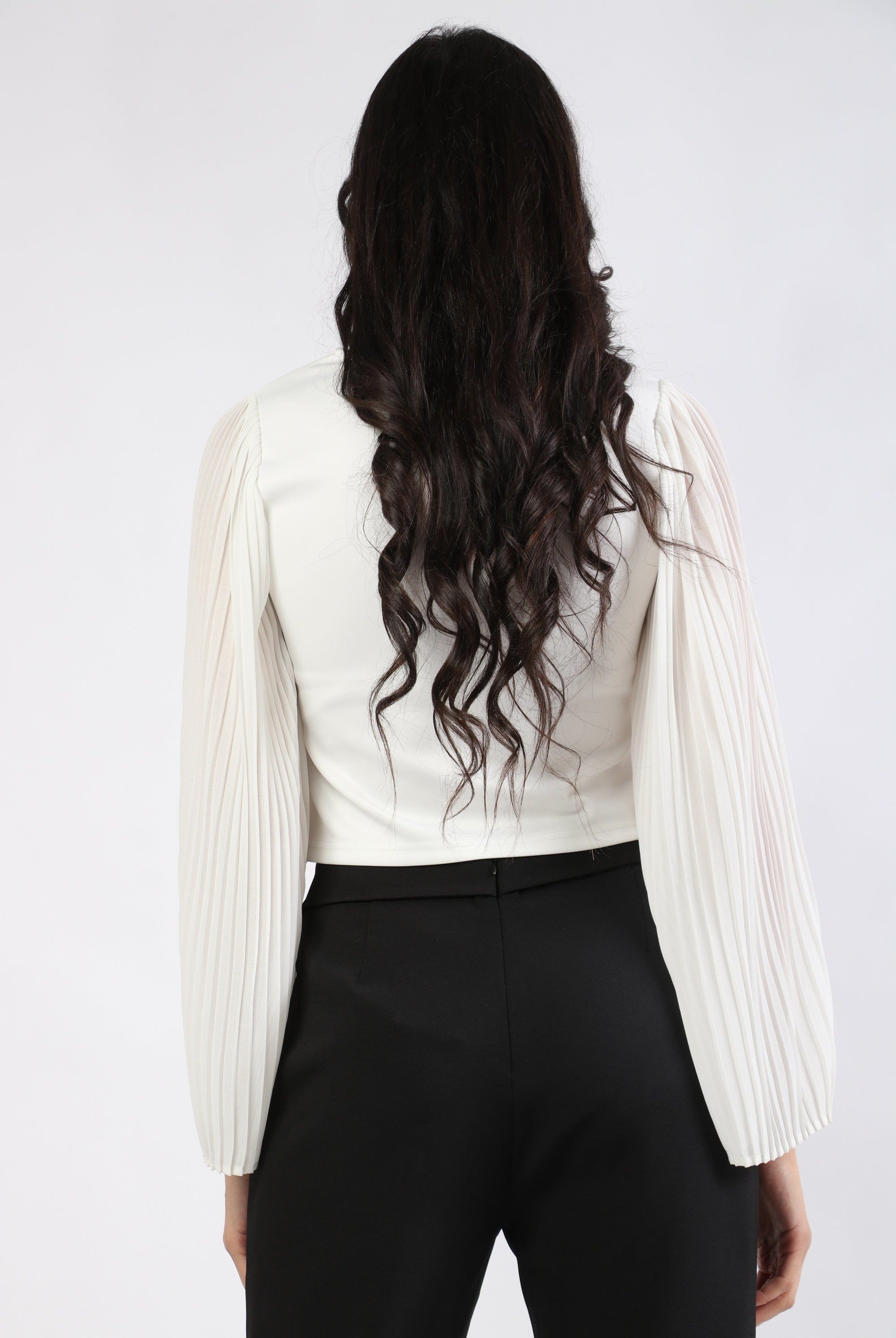 نتشي بلوزة نص بطن كم مكشكش طويل نسائي