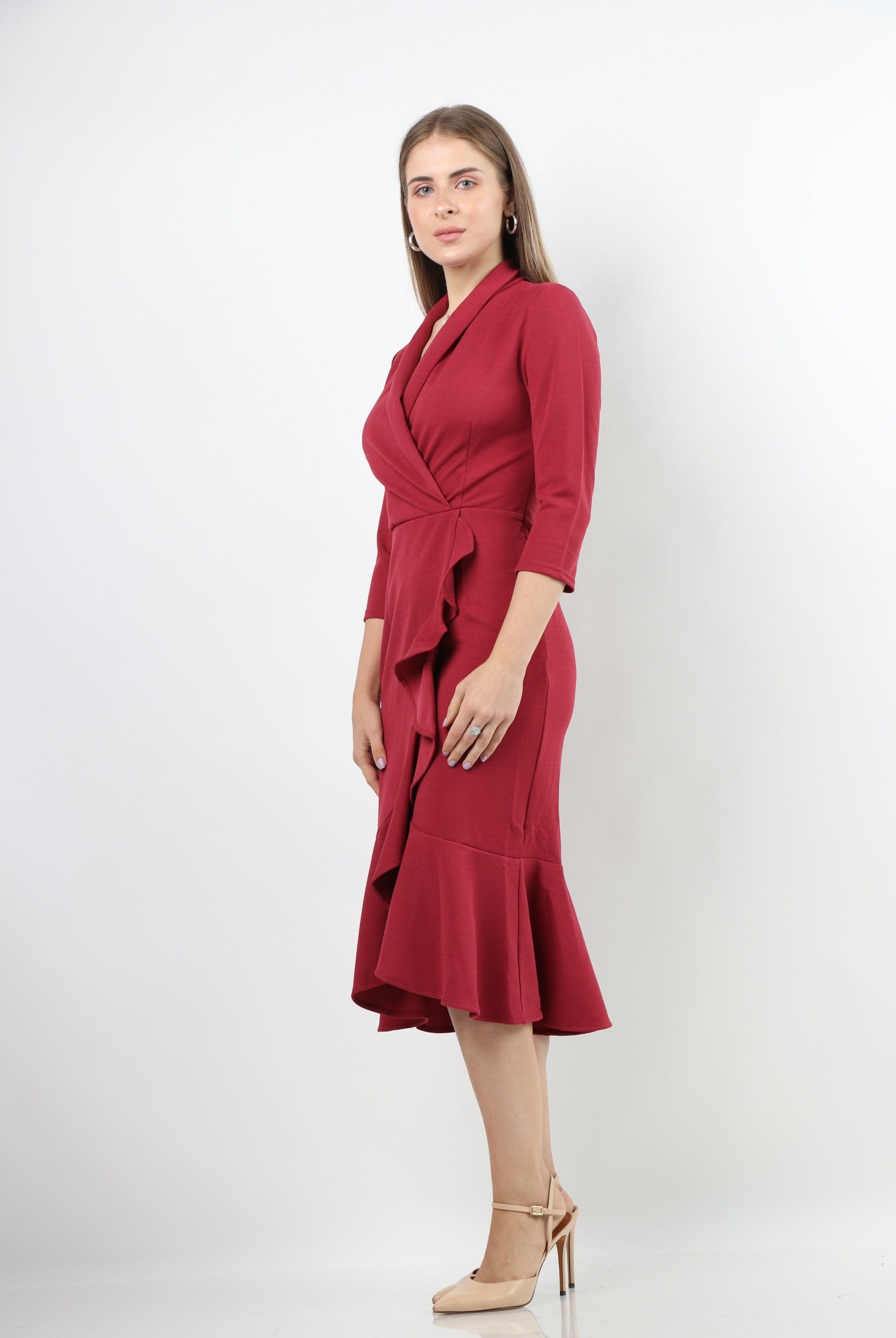 نتشي فستان ميدي رسمي بخصر لف