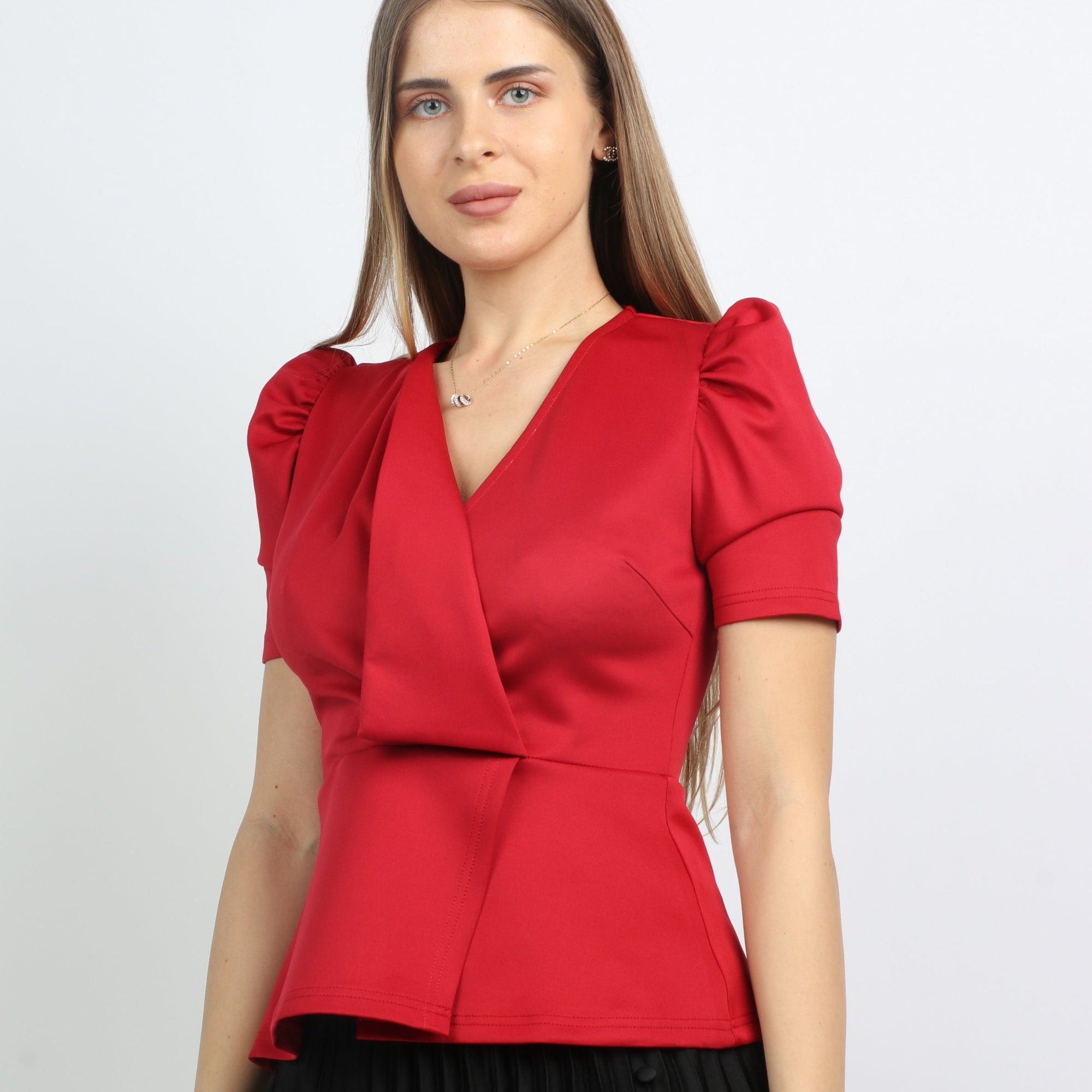 نتشي بلوزة سهرة بخصر وأكمام بف نسائي