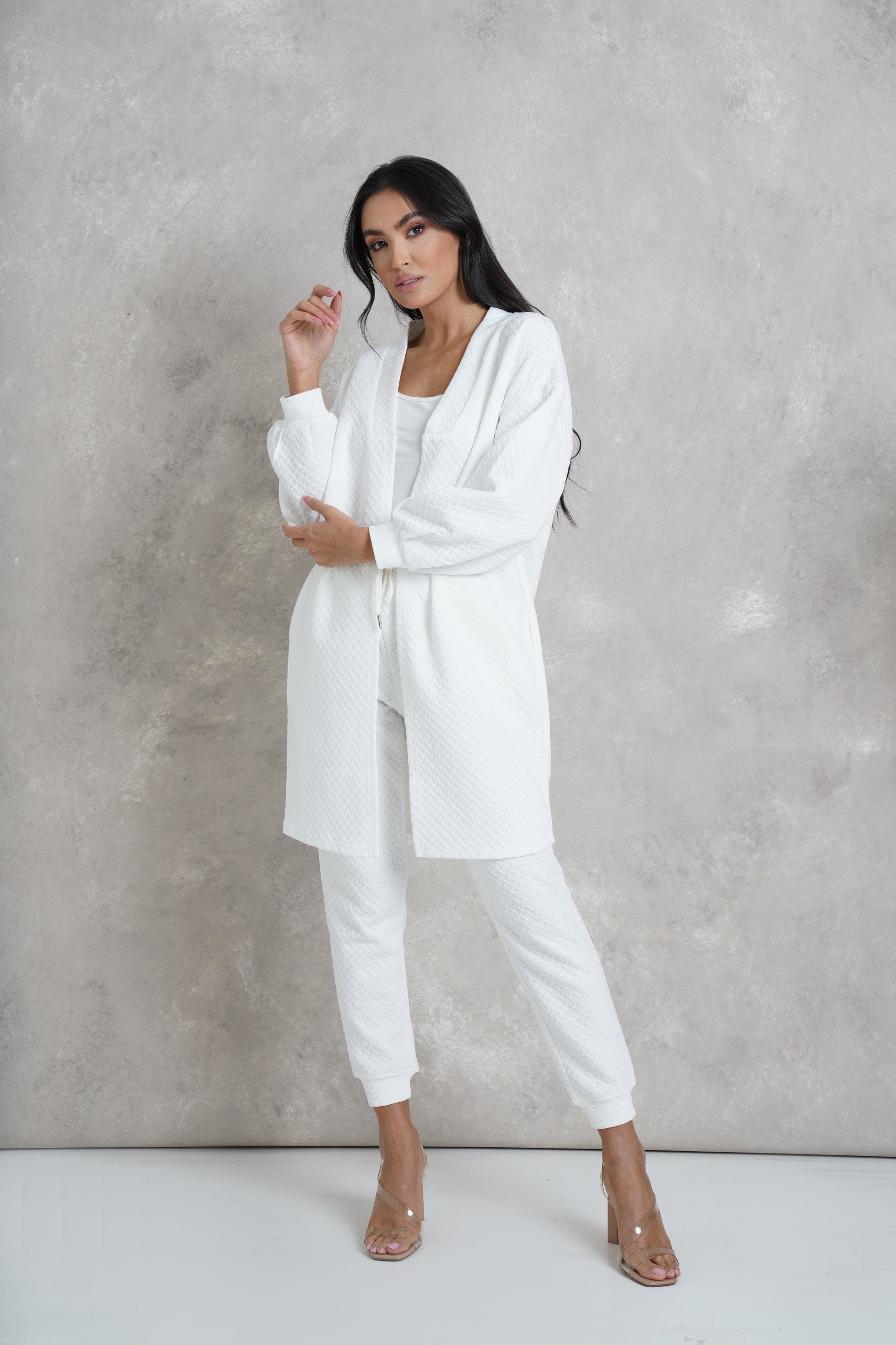 نتشي كارديجان نسائي قصير سادة بجيوب وأكمام طويلة