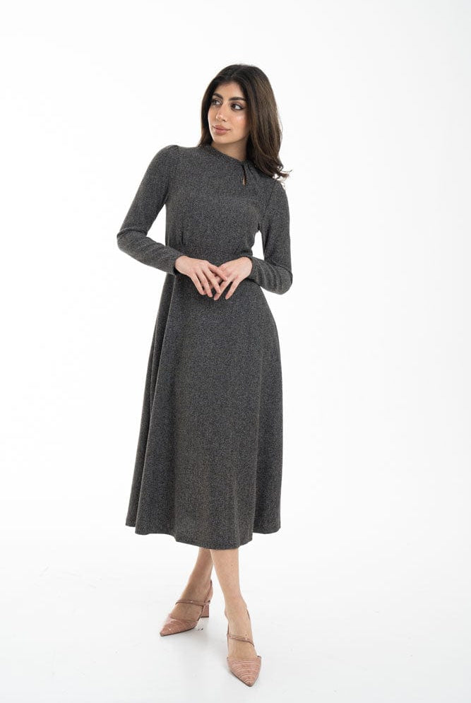 نتشي فستان ميدي بأكمام طويلة مخصر