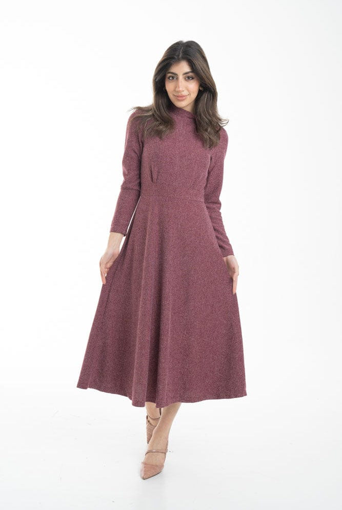 نتشي فستان ميدي بأكمام طويلة مخصر