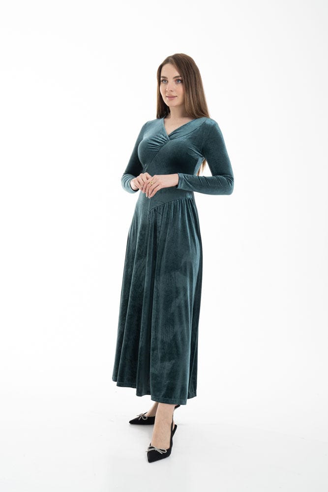 نتشي فستان ماكسي بأكمام طويلة مخملي