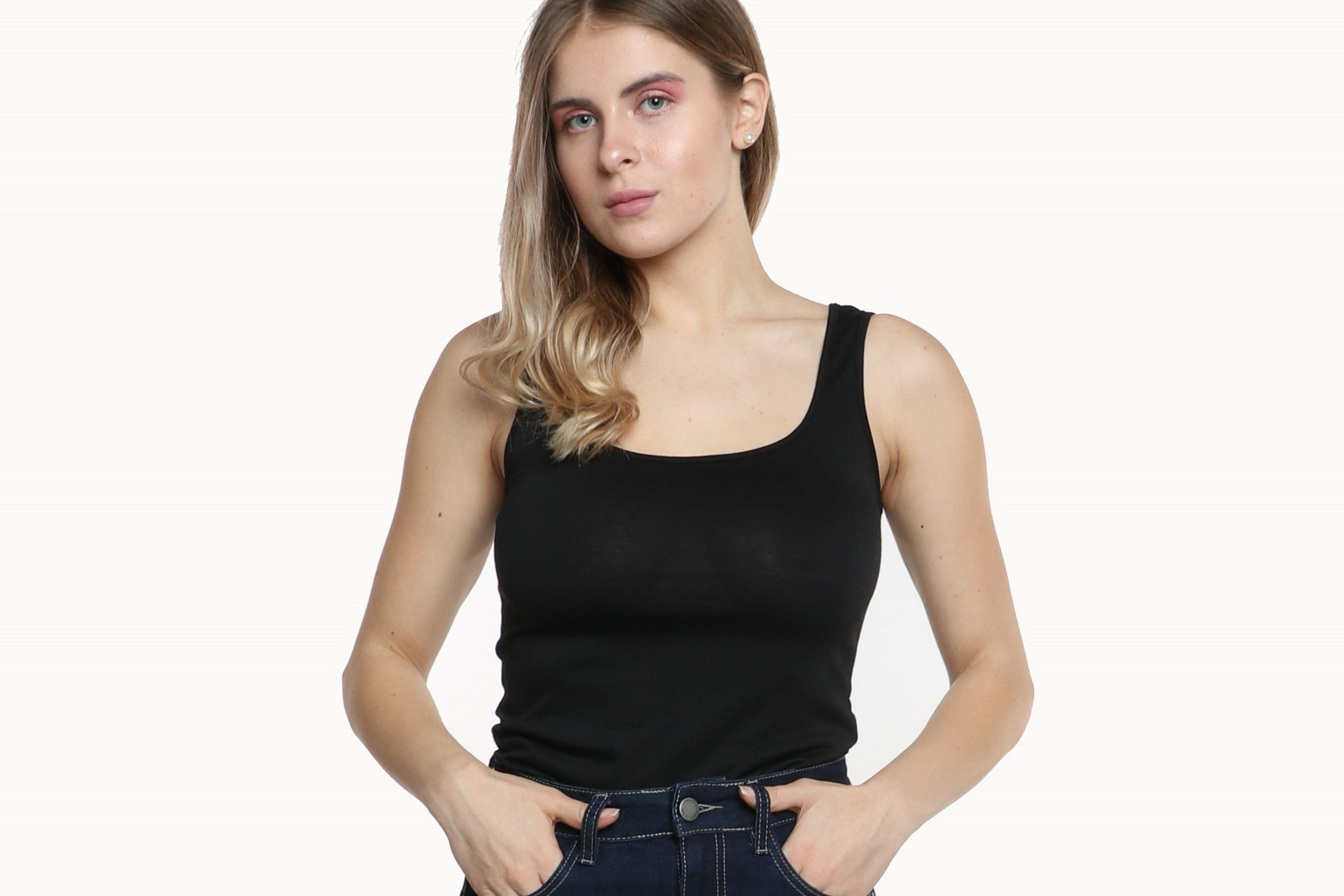 نتشي بلوزة سادة حمالات عريضة مفتوحة نسائي