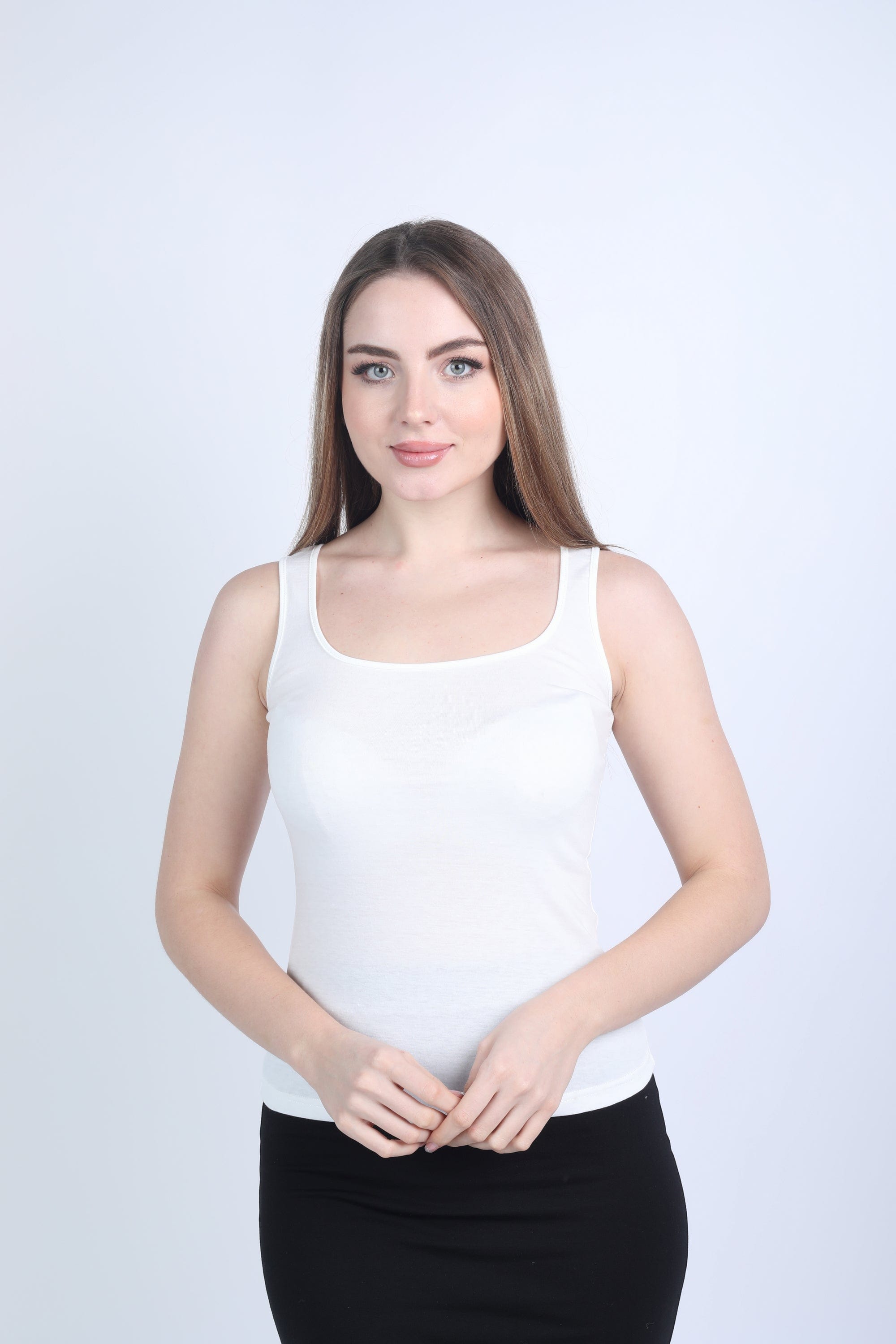 نتشي بلوزة سادة حمالات عريضة مفتوحة نسائي