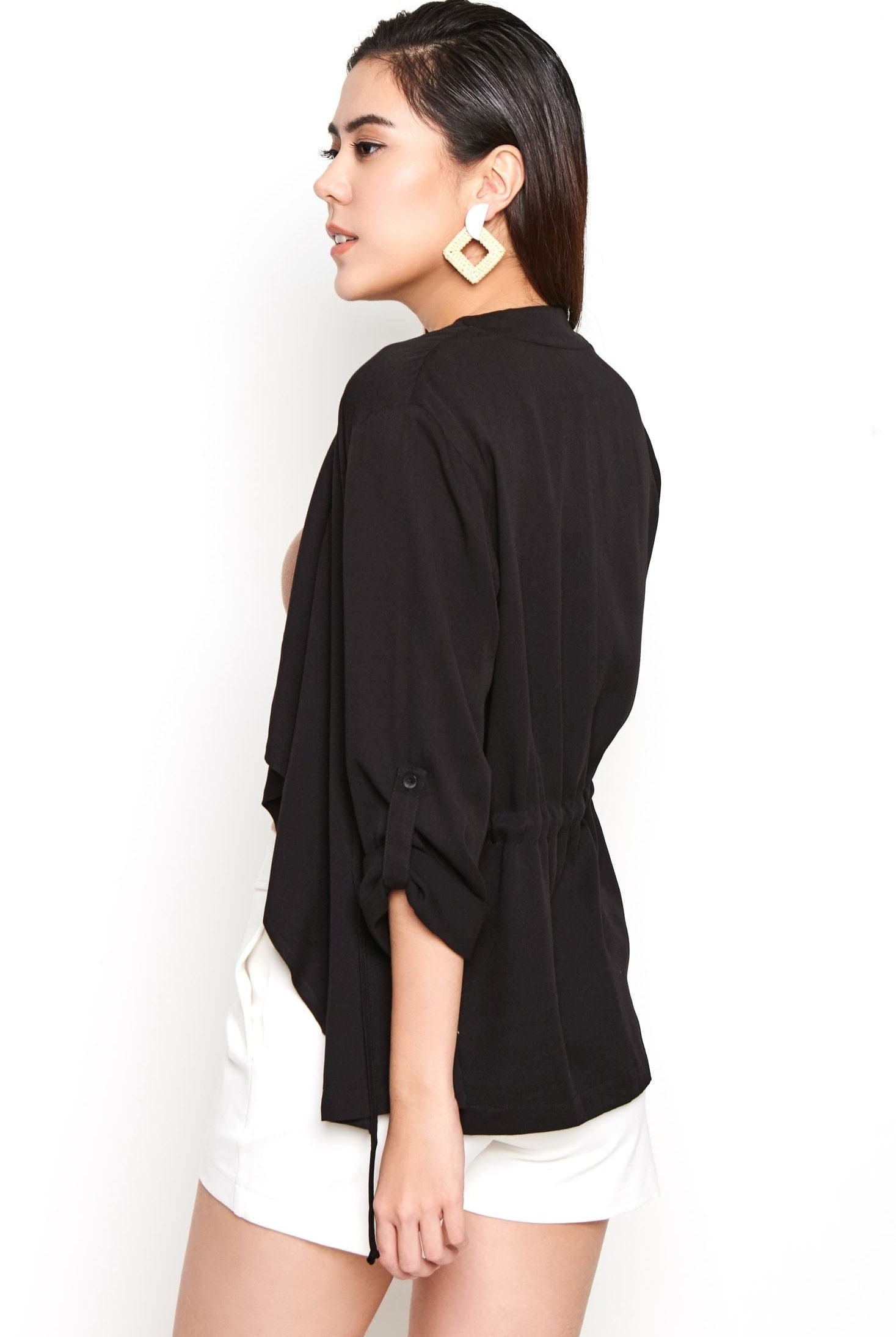 نتشي سترة سادة بدون سحاب مفتوحة بأكمام طويلة