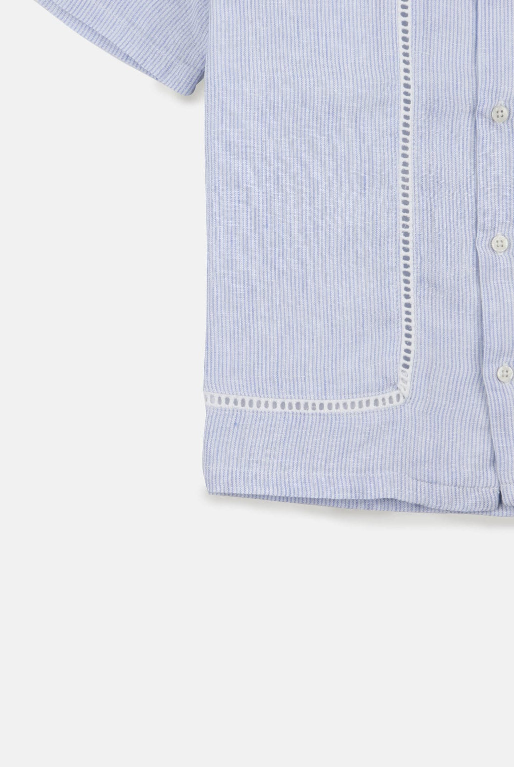 جينجرسنابس قميص ولادي سادة نص كم بتطريز على الصدر أزرق