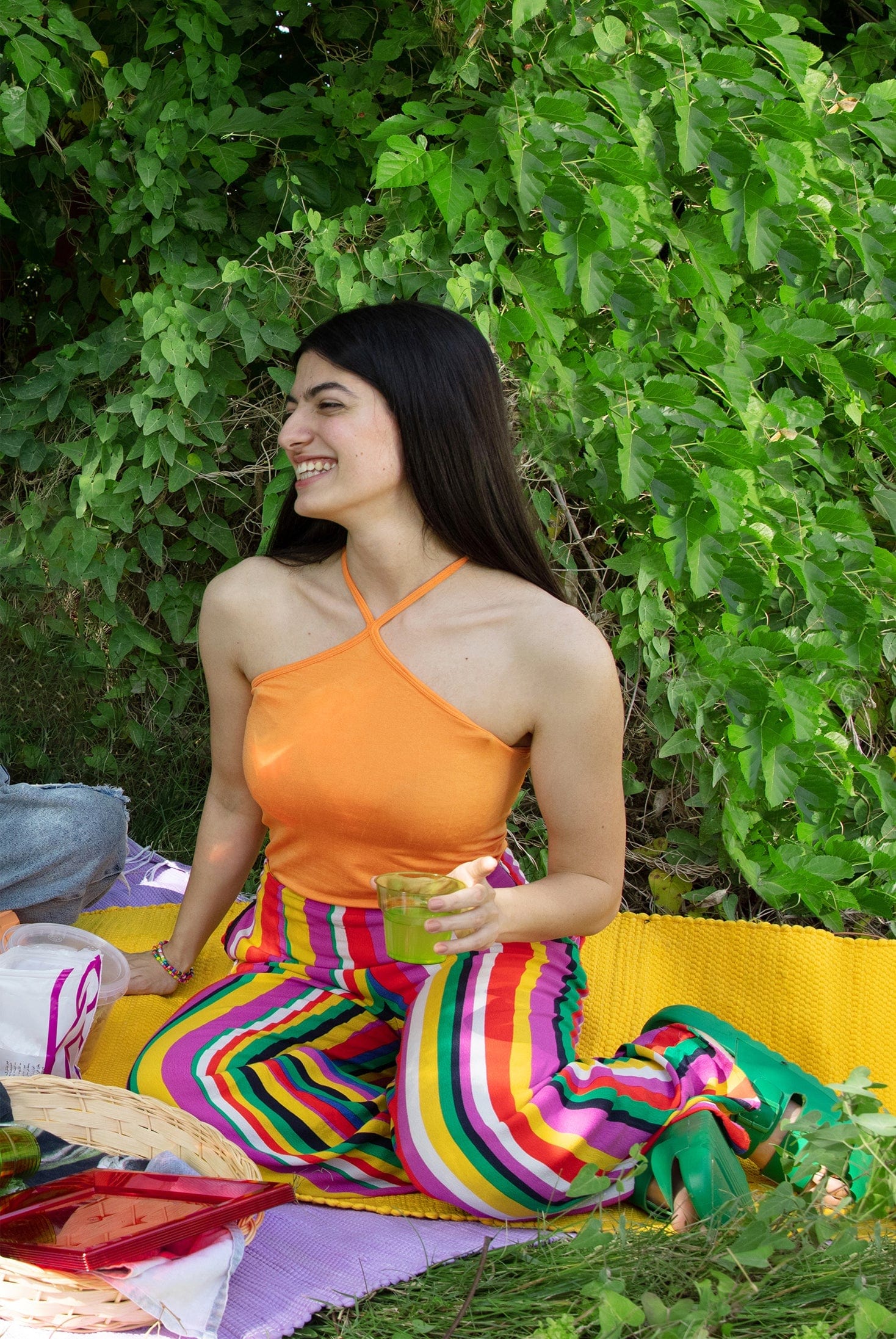 كارينا توب سادة بحاملات على الرقبة نسائي