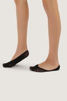 كارينا جوارب سادة غير المرئية