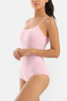 كارينا بودي سوت نسائي سادة حمالات رفيعة