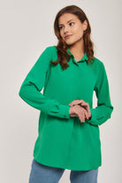 داليدرس بلوزة نسائية سادة بأكمام طويلة