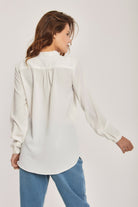 داليدرس بلوزة نسائية سادة بربطة عنق