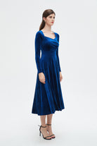 نتشي فستان نسائي ميدي اكمام طويلة وفتحة صدر عريضه