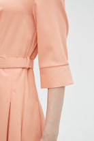 ميكا بلوزة نسائية بياقة 3/4 كم