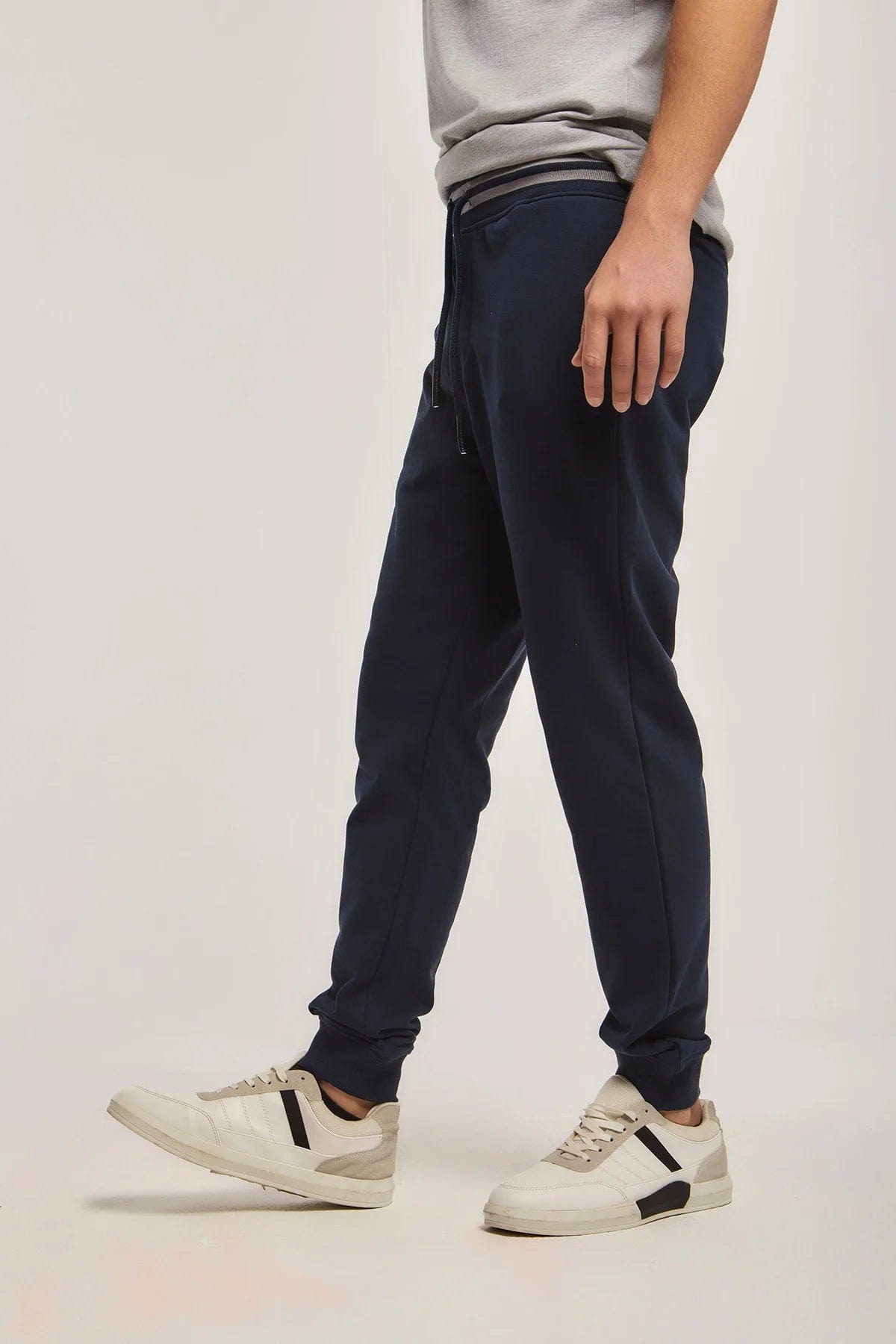 داليدرس بنطلون رجالي سادة برباط