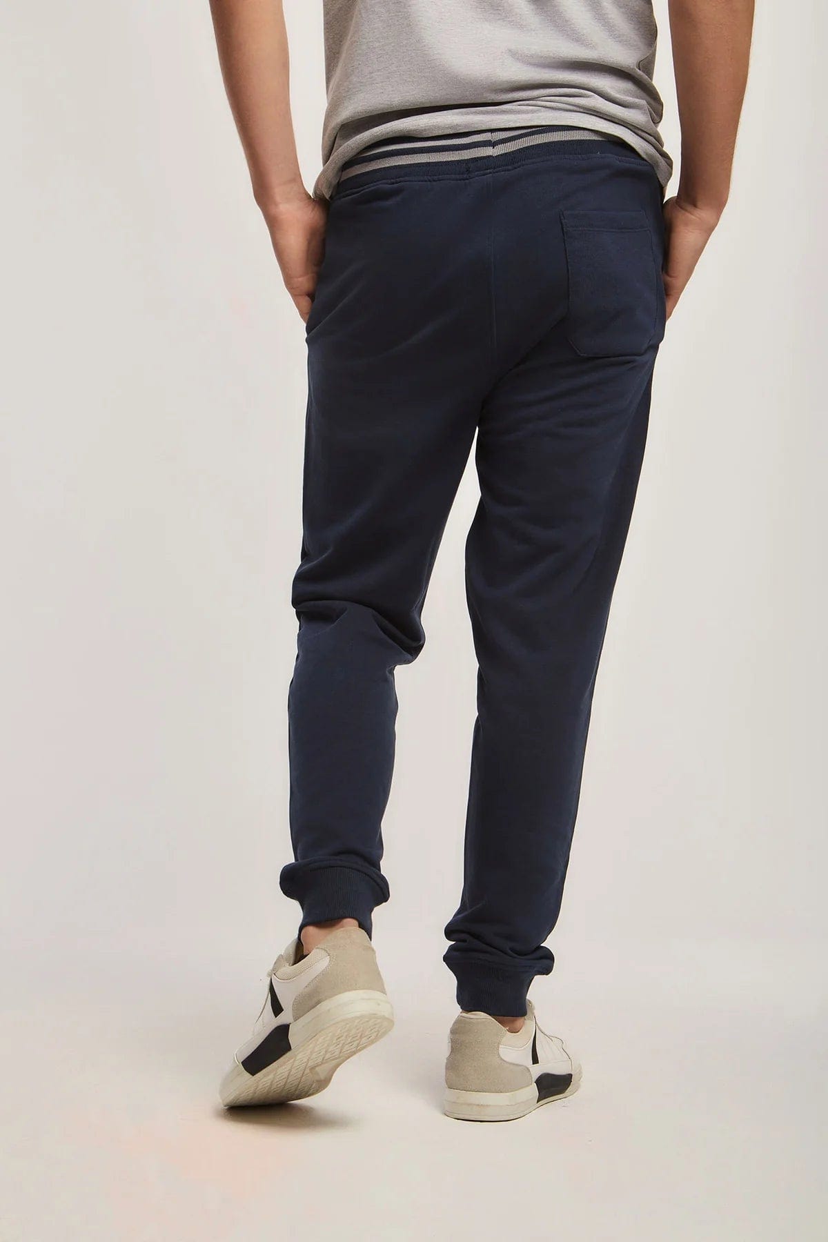 داليدرس بنطلون رجالي سادة برباط