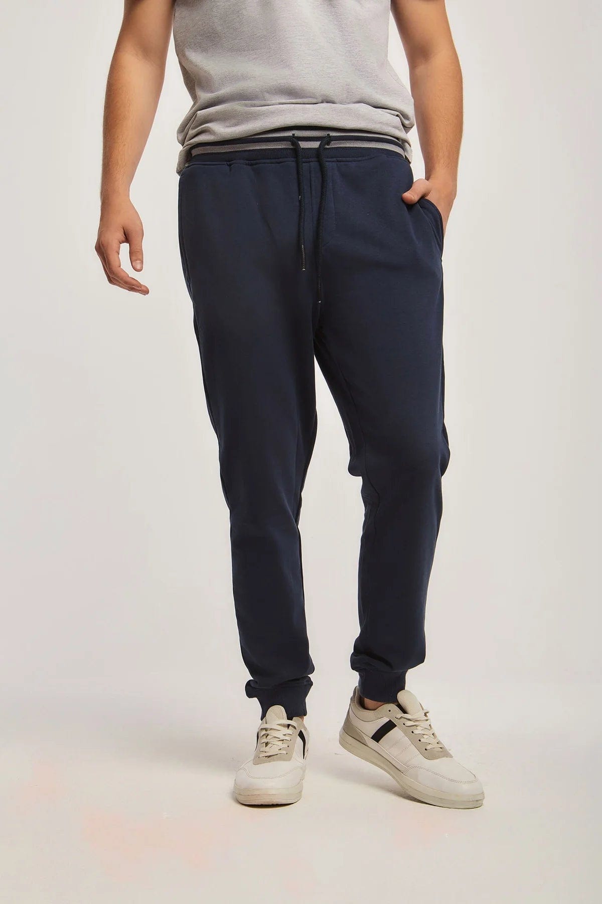 داليدرس بنطلون رجالي سادة برباط