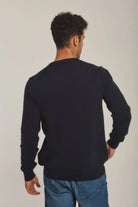 داليدرس بلوفر رجالي سادة بفتحة V كم طويل