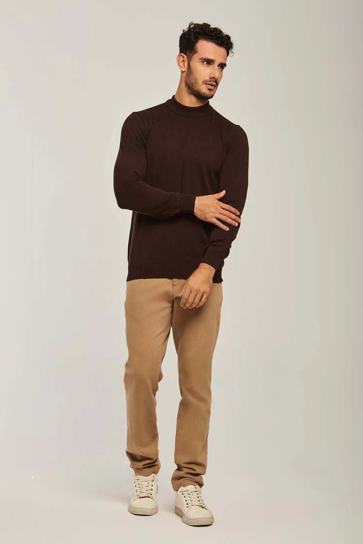 داليدرس بلوفر رجالي سادة كم طويل برقبة دائرية