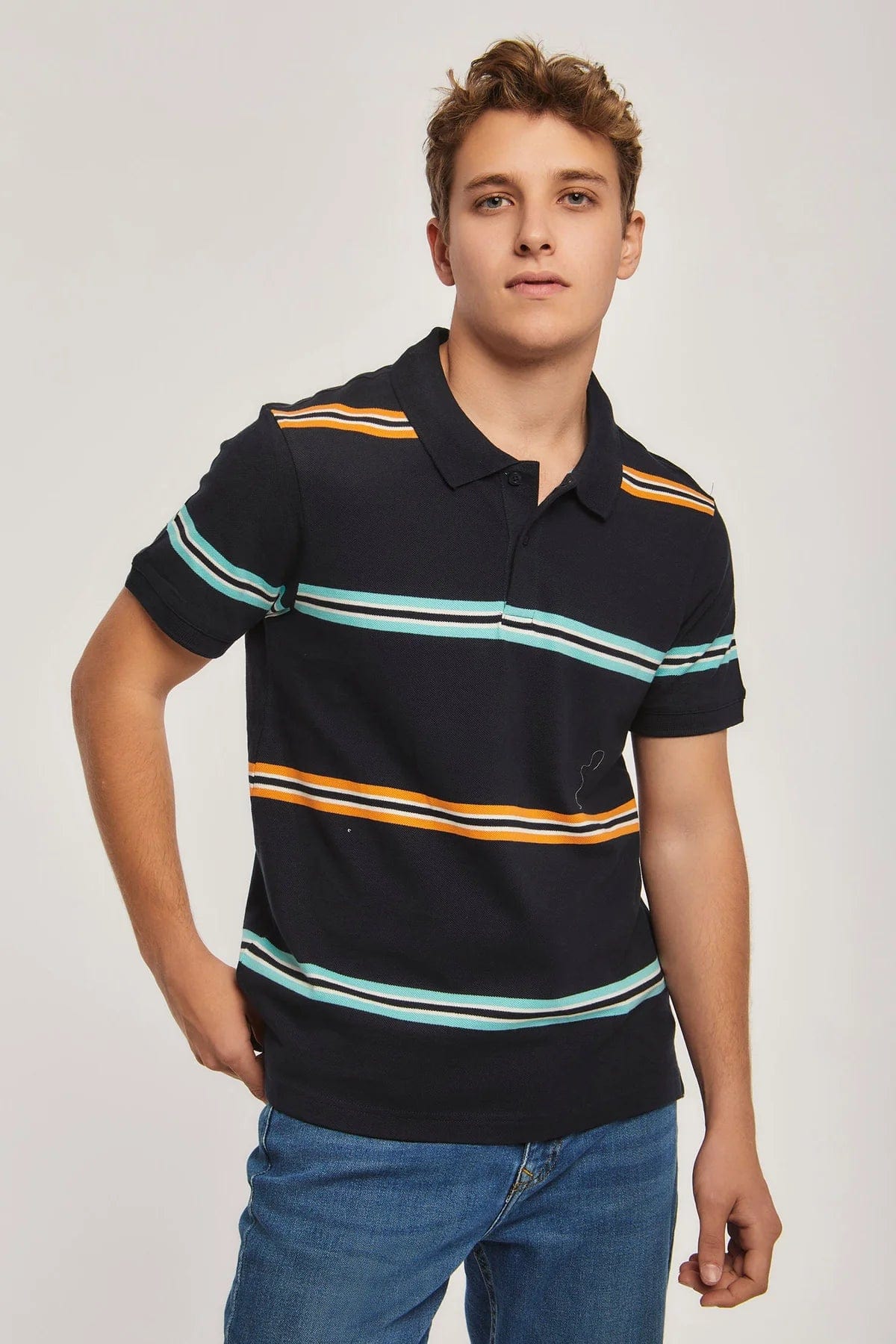 داليدرس تيشيرت بولو مخطط بالعرض نص كم رجالي أزرق