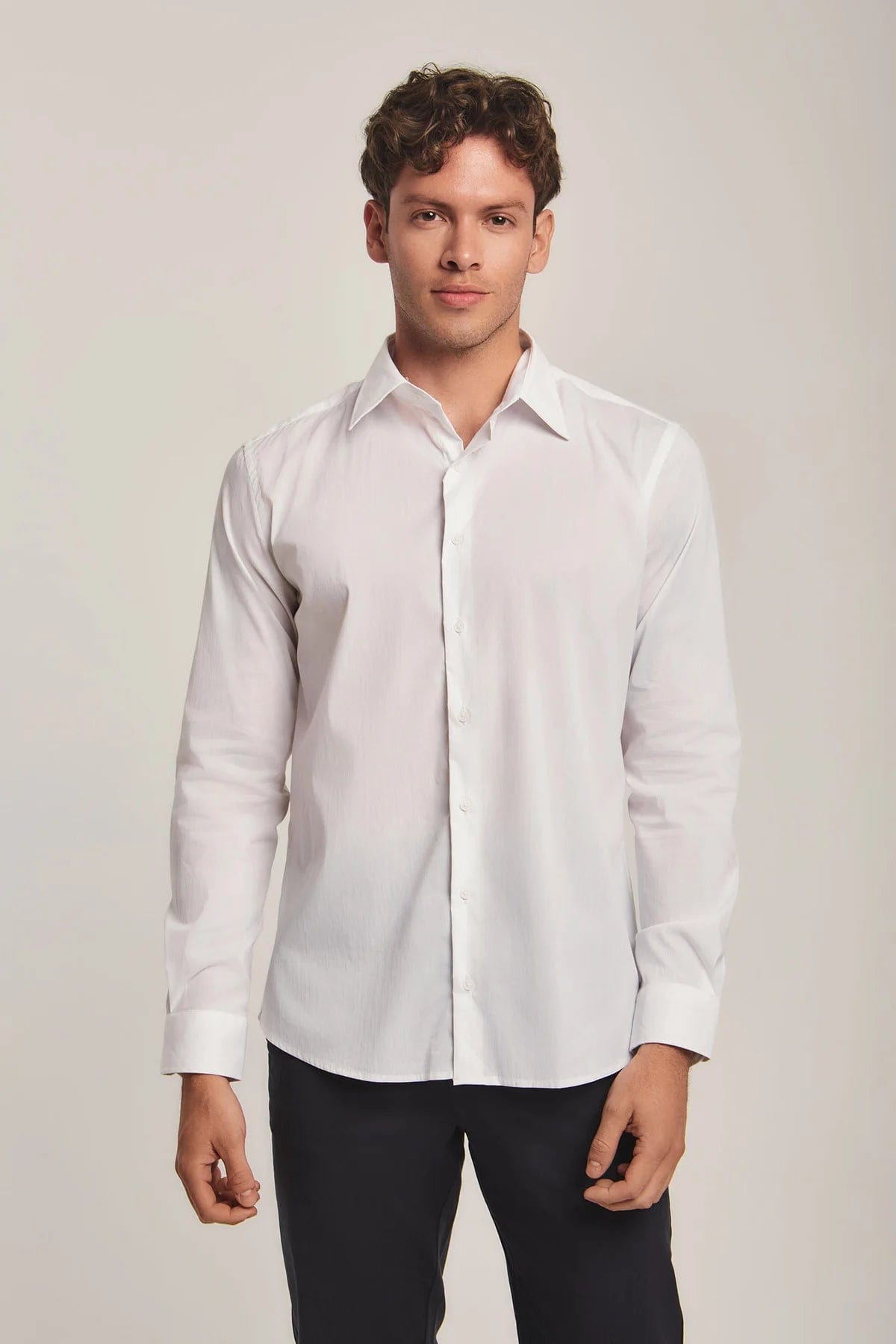 داليدرس قميص رجالي سادة بأزرار أمامية كم طويل