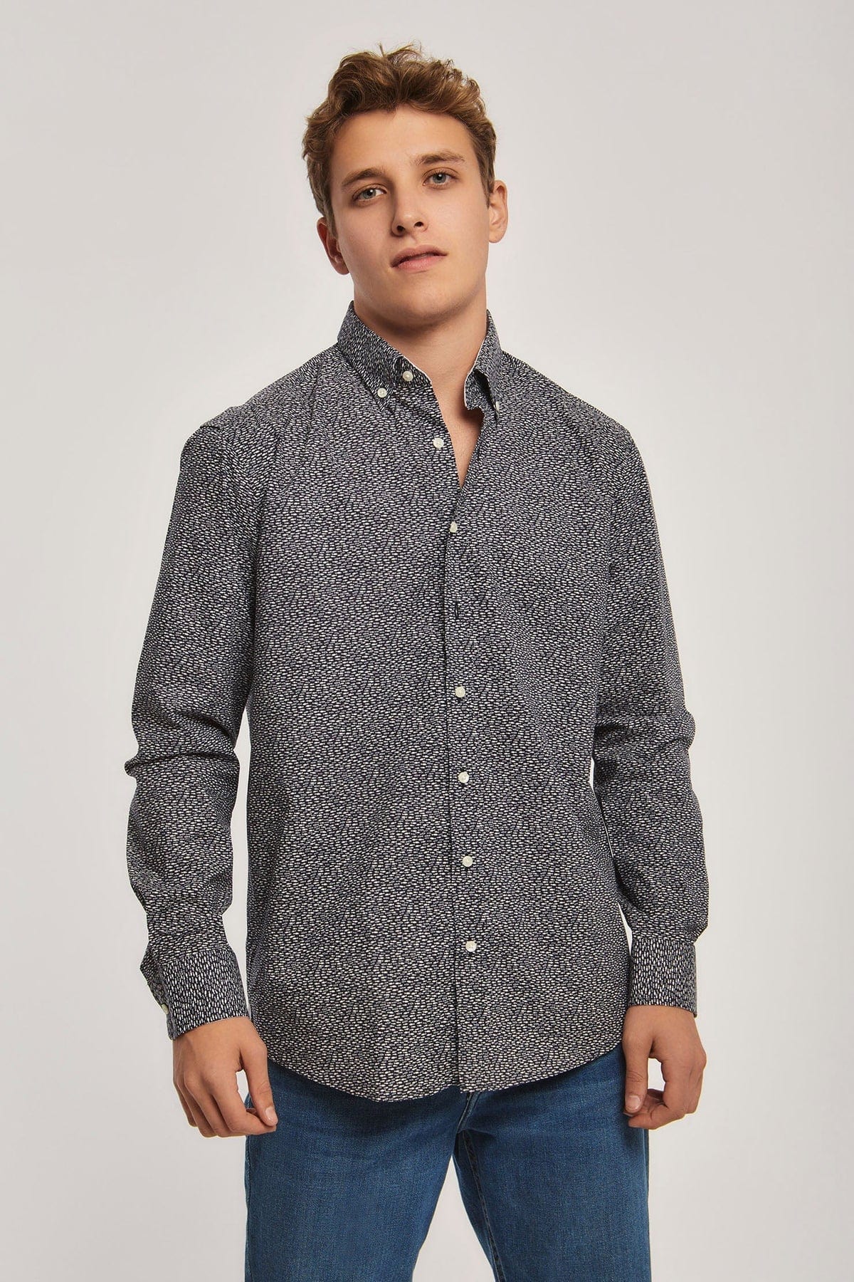 داليدرس قميص منقط بأزرار أمامية كم طويل رجالي نيلي