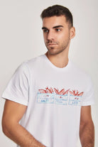 داليدرس تيشيرت نص كم بطبعة أمامية رجالي أبيض