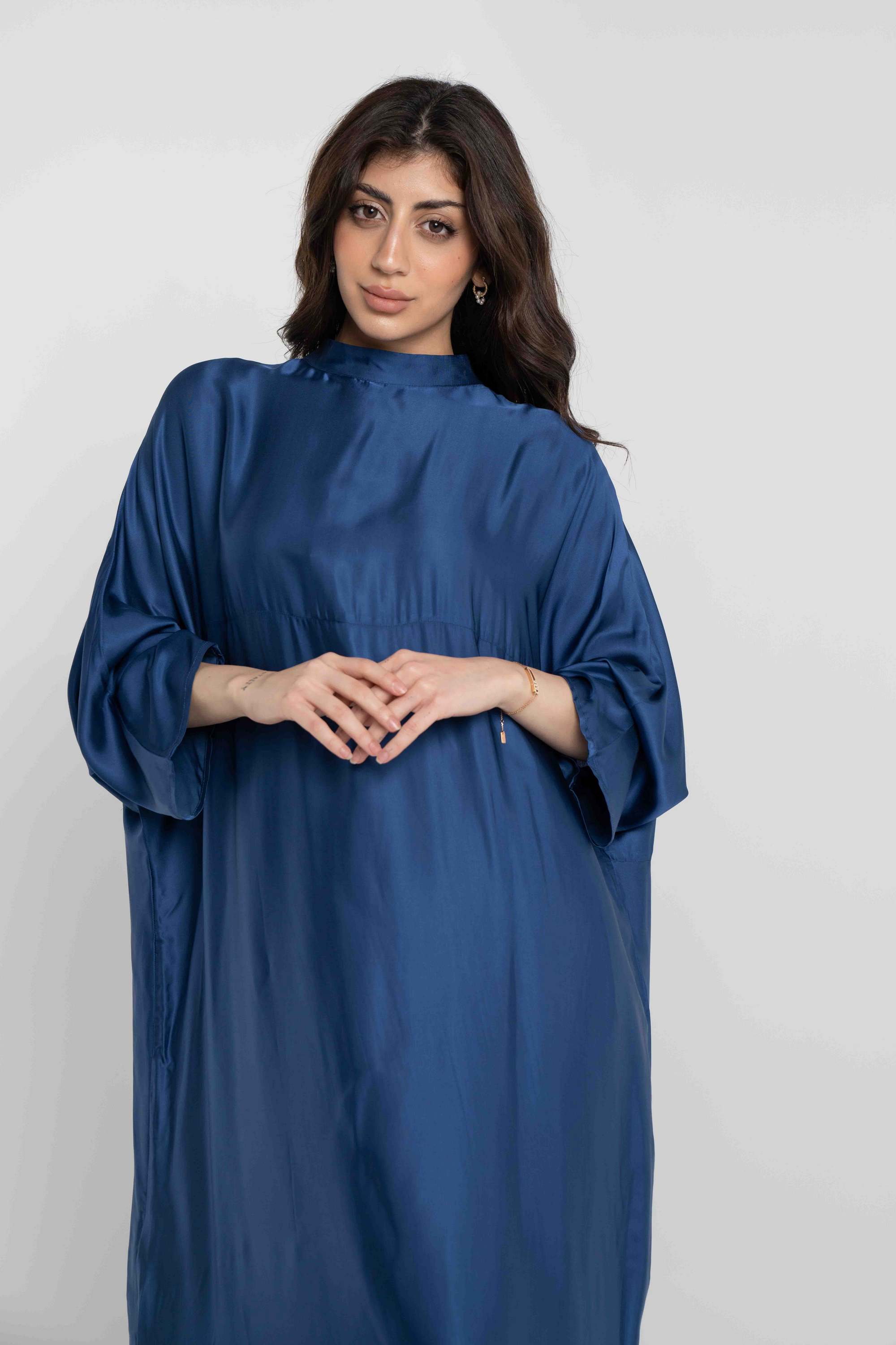 داليدرس قفطان سادة كم طويل برقبة نسائي