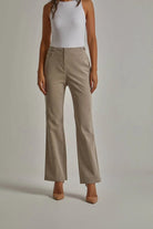 داليدرس بنطلون سادة بجيوب طويل نسائي بني رمادي