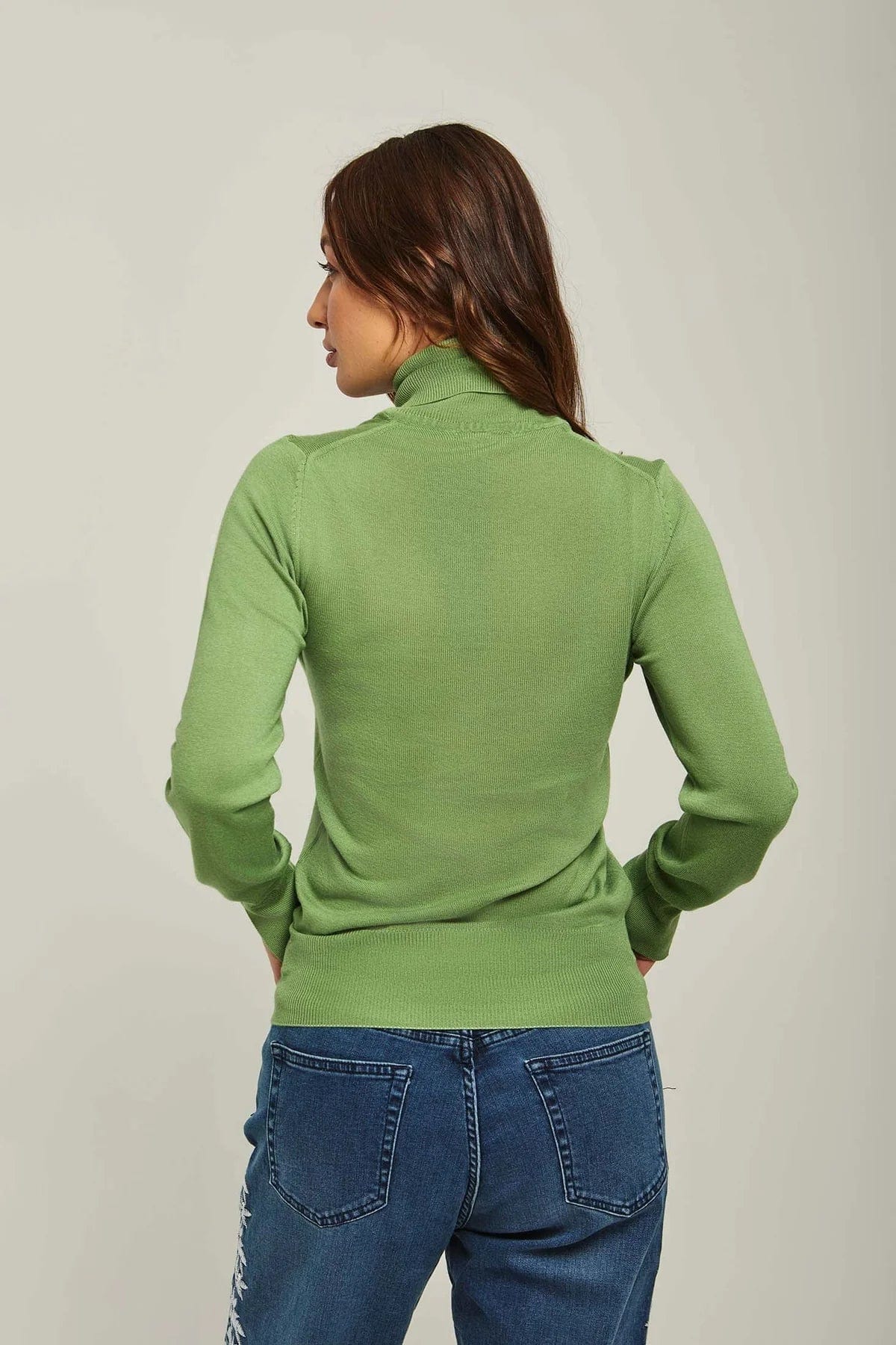 داليدرس بلوزة نسائي سادة كم طويل