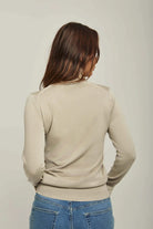 داليدرس بلوزة نسائي سادة كم طويل