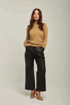 داليدرس بلوزة نسائي سادة كم طويل