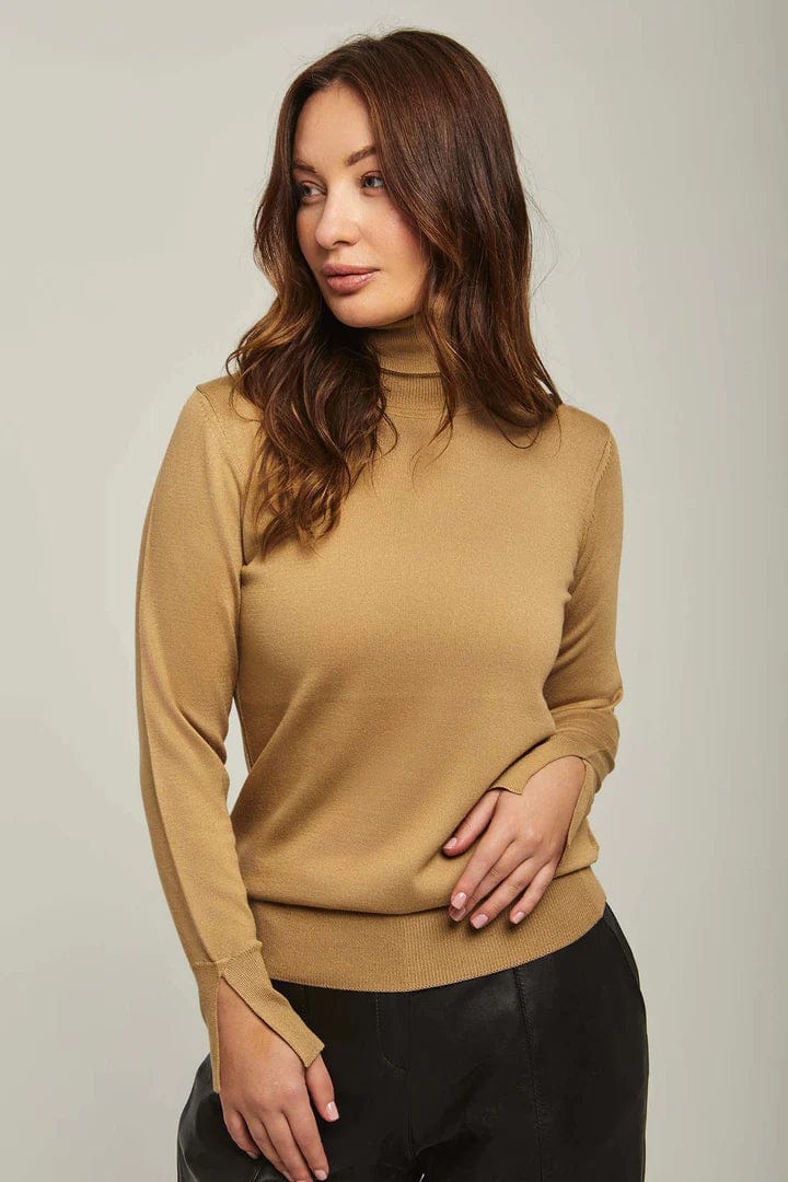 داليدرس بلوزة نسائي سادة كم طويل