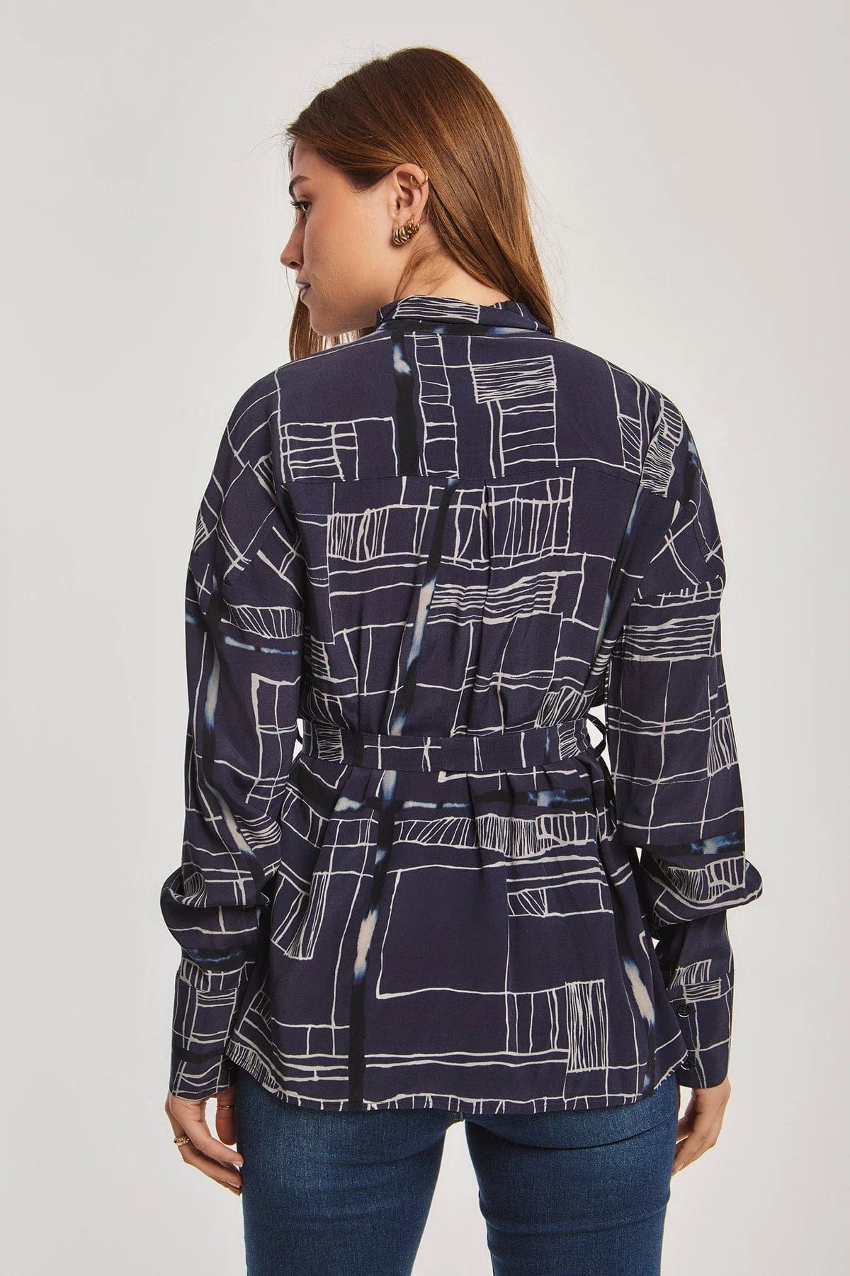 داليدرس بلوزة نسائية بنمط مربعات أسود سحلبي