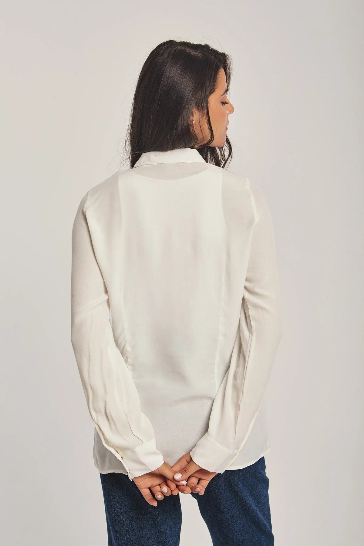 داليدرس بلوزة نسائية سادة على شكل قميص