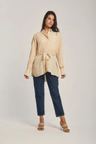 داليدرس بلوزة نسائية برباط خصر بيج