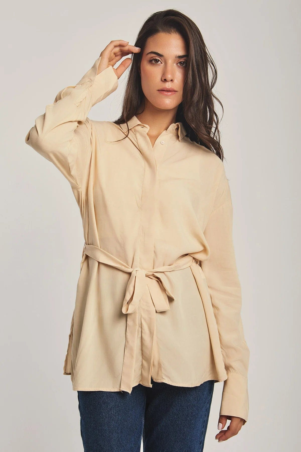 داليدرس بلوزة نسائية برباط خصر بيج