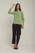 داليدرس بلوزة نسائية على شكل قميص سادة