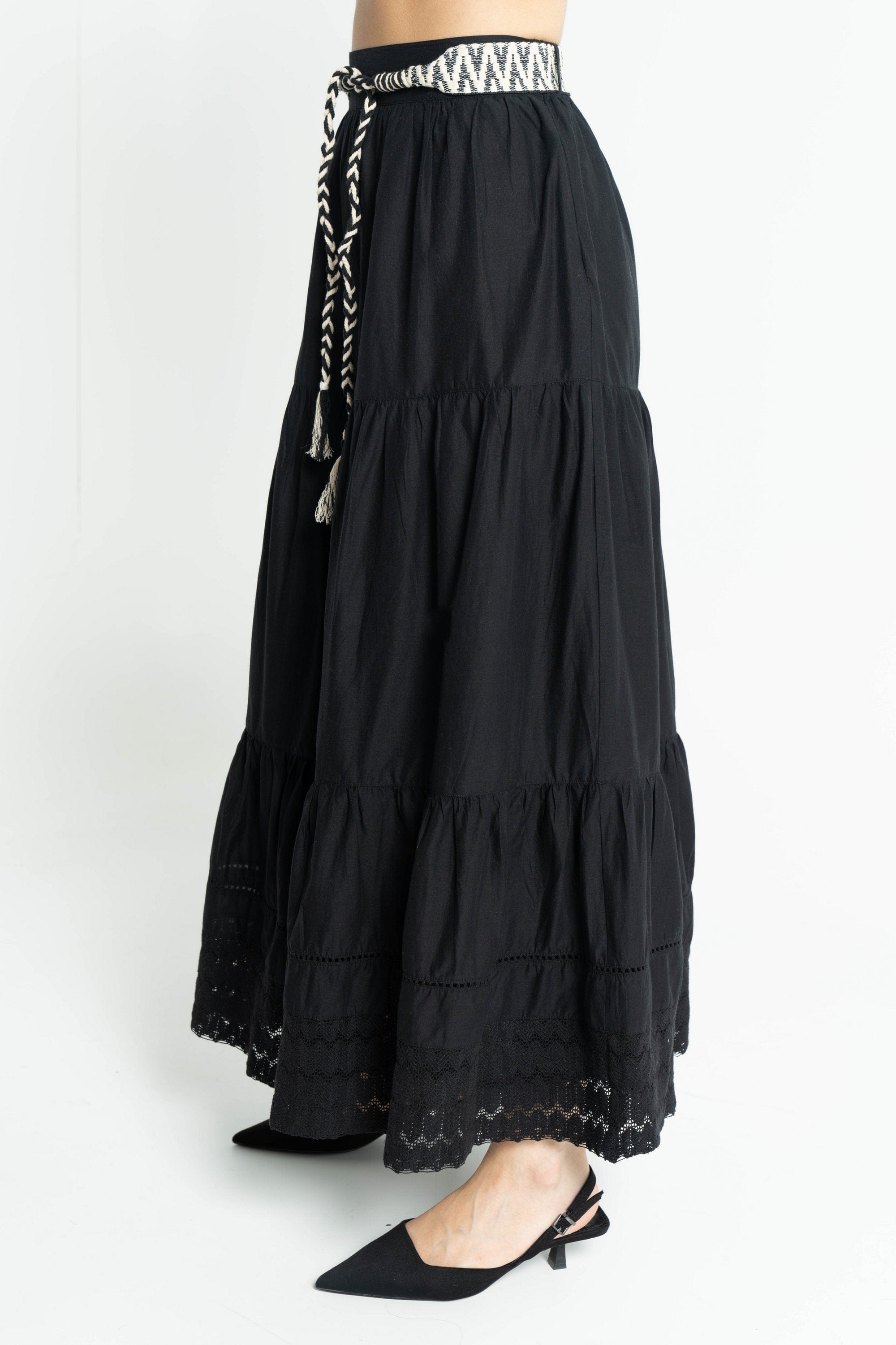 داليدرس تنورة نسائية طويلة برباط خصر أسود