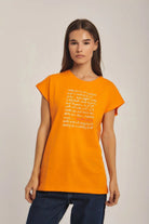 داليدرس تي شيرت نسائي مطبوع بأكمام قصيرة برتقالي