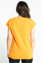 داليدرس تي شيرت نسائي مطبوع بأكمام قصيرة برتقالي