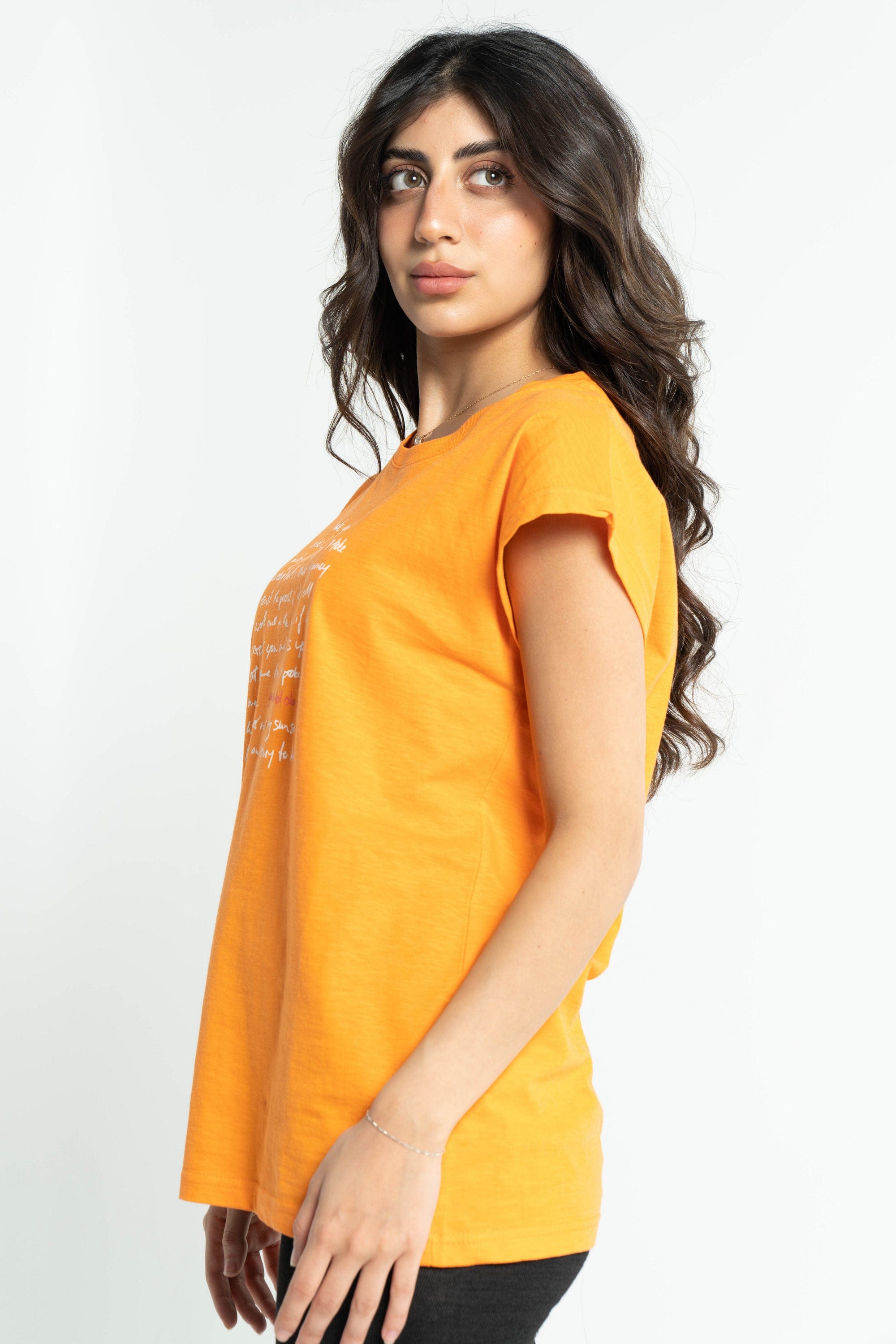 داليدرس تي شيرت نسائي مطبوع بأكمام قصيرة برتقالي