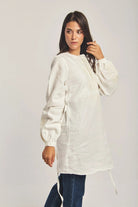 داليدرس تونك نسائي مطرز بأكمام طويلة أوف وايت