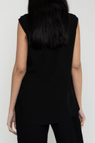 داليدرس بلوزة نسائة سادة بدون أكمام