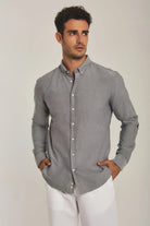 داليدرس قميص رجالي سادة بأزرار أمامية وياقة كم طويل